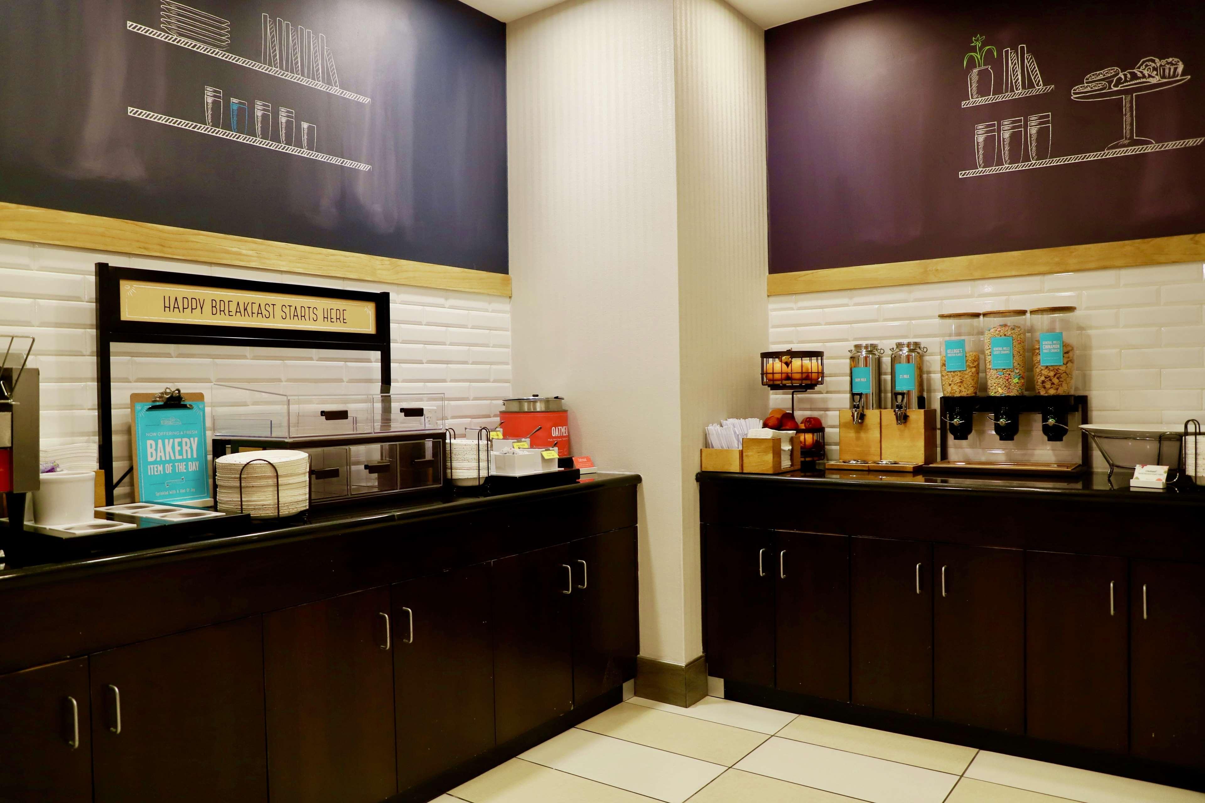 Hampton Inn Doylestown Warrington Exterior foto